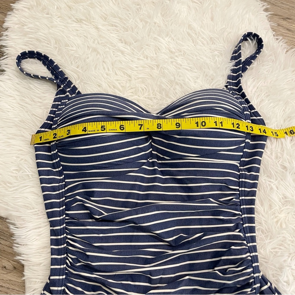 NIPTUCK Swimsuit Navy Stripe 6 Slimming Ruched Small Nautical Coastal - Picture 4 of 12